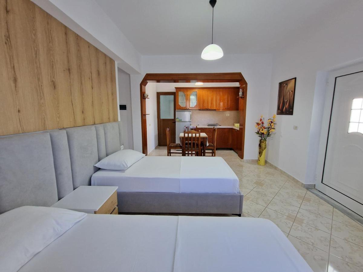 Vila Anxhelo Apartment Ksamil Luaran gambar